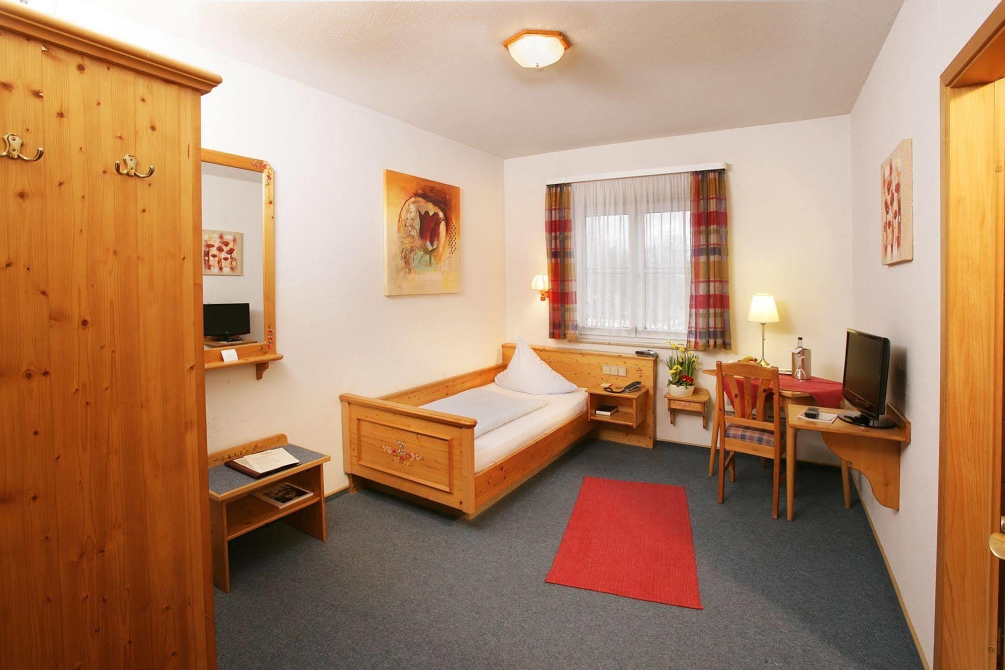 Hotel Beim Schupi Karlsruhe Dış mekan fotoğraf