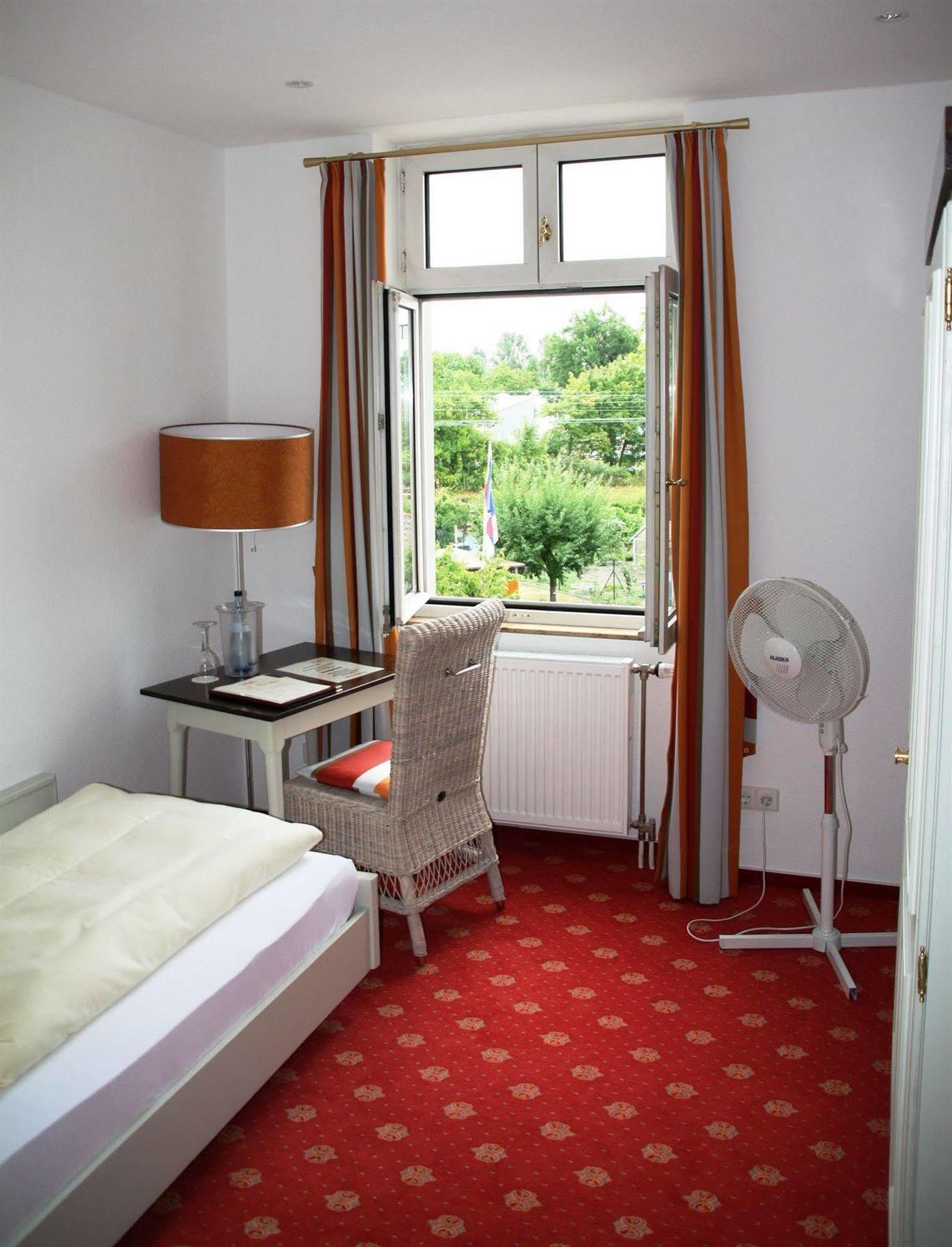 Hotel Beim Schupi Karlsruhe Dış mekan fotoğraf